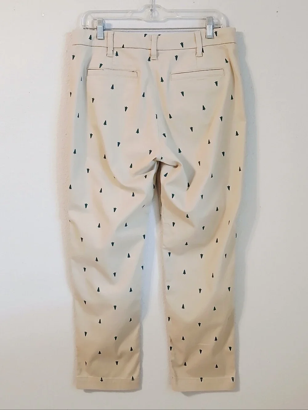 J. Crew Beige High -Rise  Girlfriend Khaki Size 6  Embroidered Pine Tree Detail